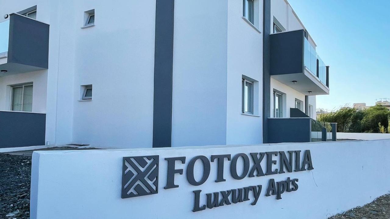 Fotoxenia Luxury Apts Paralimni Bagian luar foto